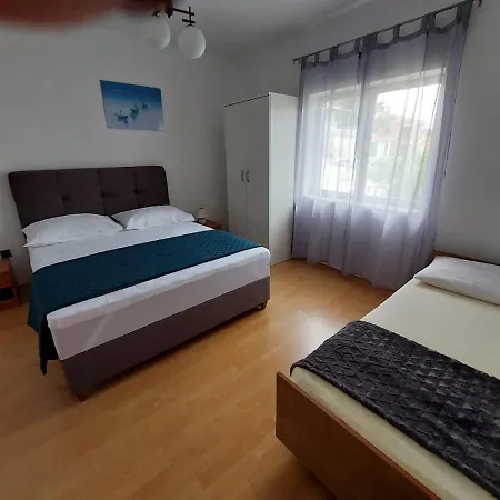 Apartment Ana Grebastica